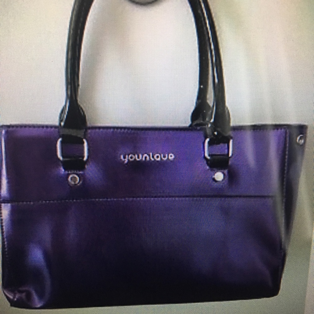 NWOT Purple Metallic Presenter Bag